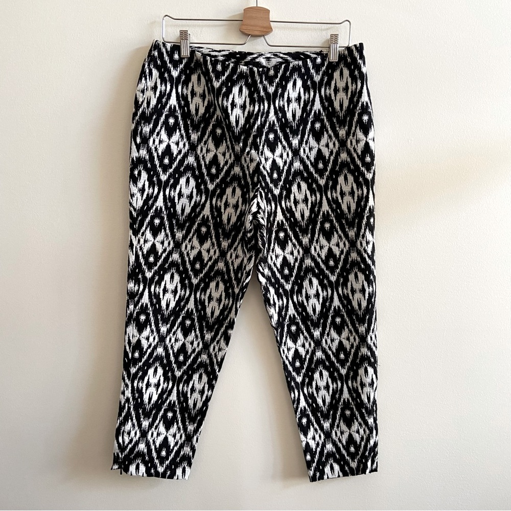 PETER NYGARD I US 10P Cotton Blend Capri Pant I black and white